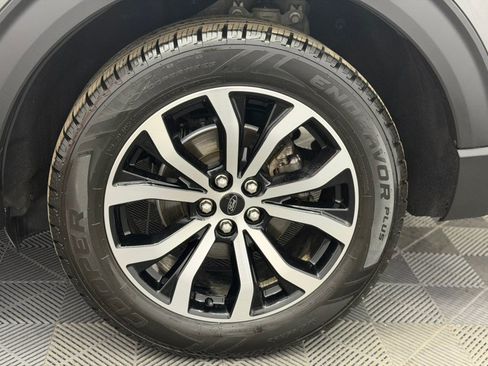 Used 2020 Ford Explorer ST w/ Premium Technology Package AWD/4WD image 12