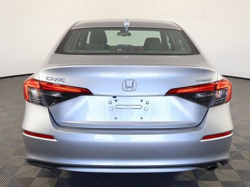 Used 2023 Honda Civic Sport image 5
