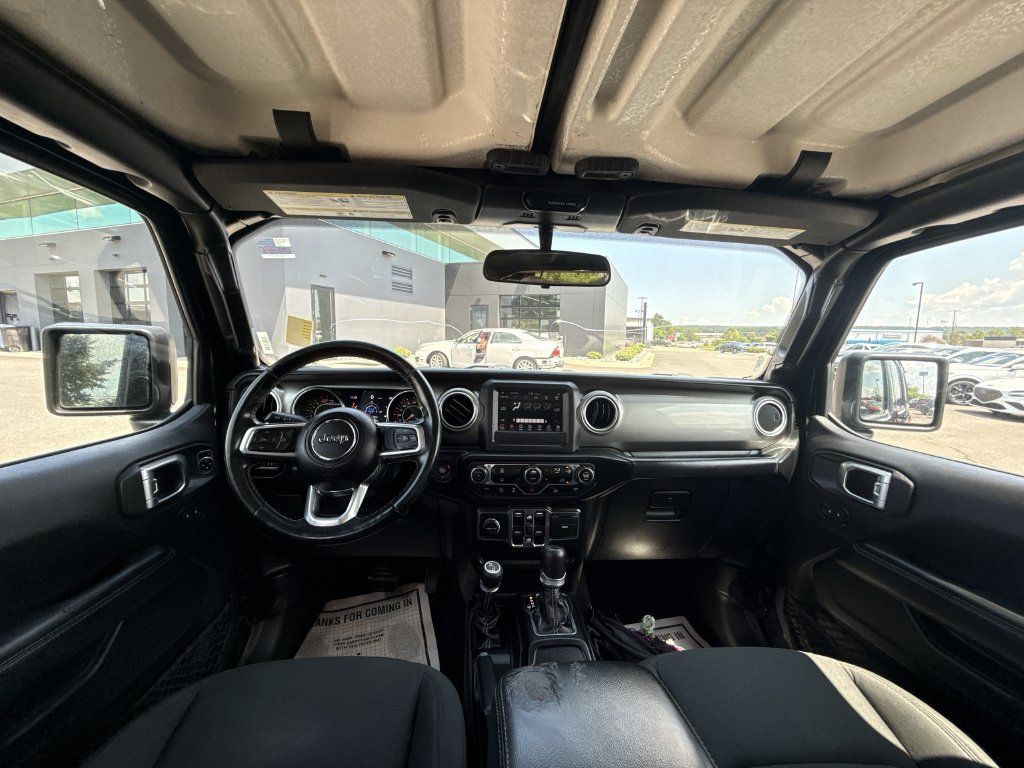 Used 2020 Jeep Wrangler Unlimited Sahara AWD/4WD image 12