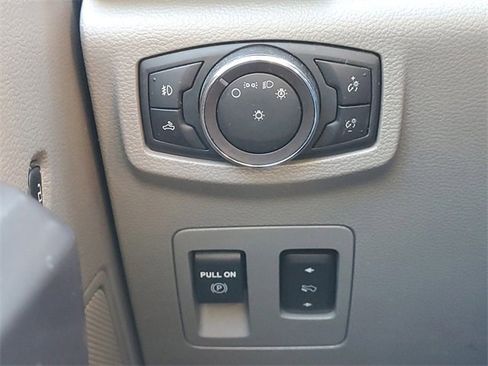 Used 2019 Ford F150 XLT w/ Equipment Group 302A Luxury image 16