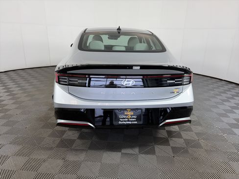Used 2025 Hyundai Sonata SEL image 9