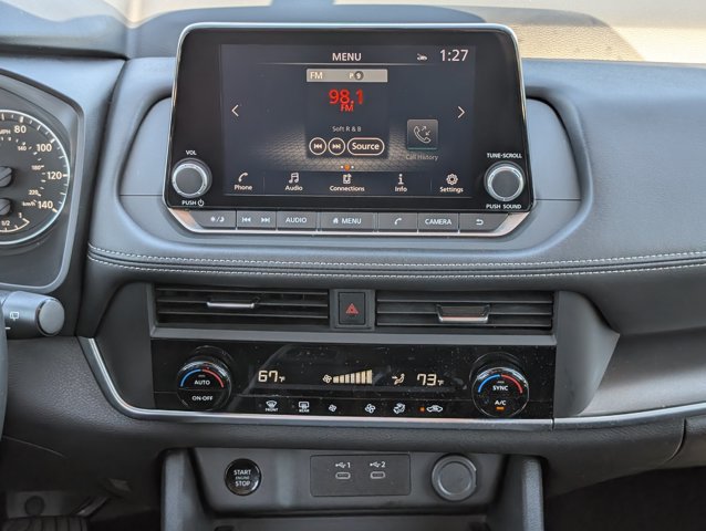 Used 2025 Nissan Rogue SV AWD/4WD image 17