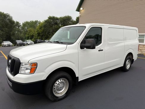 Used 2021 Nissan NV 1500 S RWD image 2