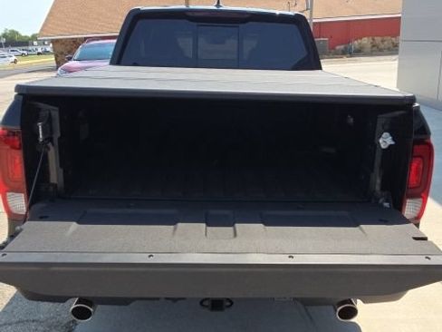 Used 2024 Honda Ridgeline Black Edition image 23