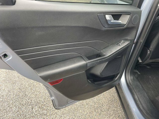 Used 2022 Ford Escape SEL w/ Technology Package FWD image 21