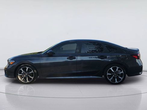 Used 2025 Honda Civic Sport Touring image 2