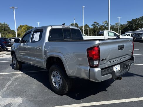 Used 2023 Toyota Tacoma SR image 30