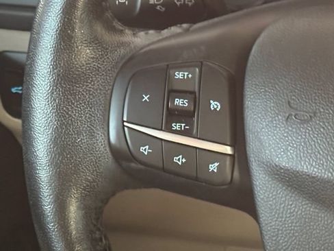 Used 2020 Ford Escape SEL FWD image 12