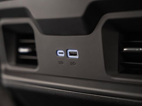 Used 2025 Chevrolet Silverado 2500 LT w/ Trail Boss Package image 44