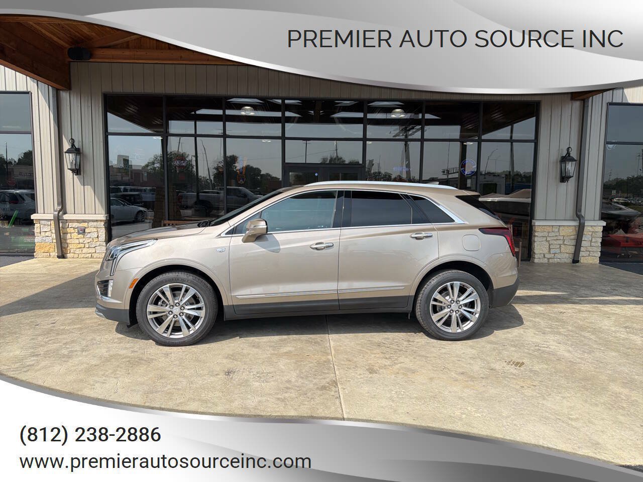Used 2022 Cadillac XT5 Premium Luxury w/ LPO, Floor Liner Package AWD/4WD image 1
