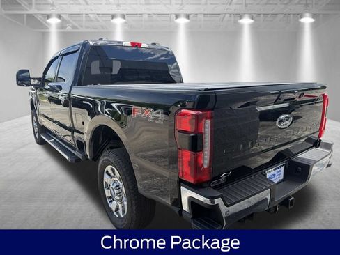 Used 2025 Ford F250 Lariat w/ Chrome Package AWD/4WD image 4