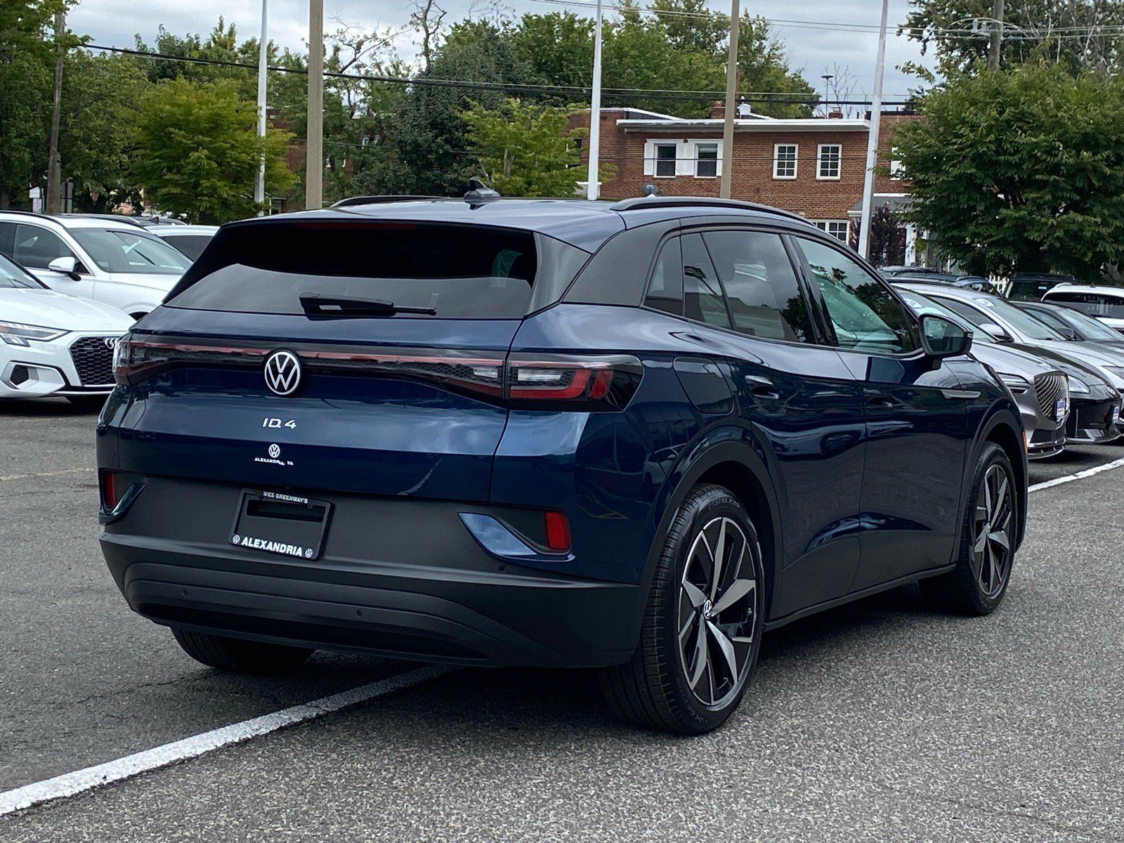 Used 2023 Volkswagen ID.4 Pro S RWD image 3