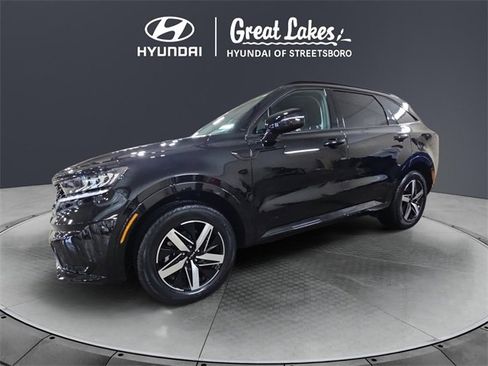 Used 2023 Kia Sorento S image 1