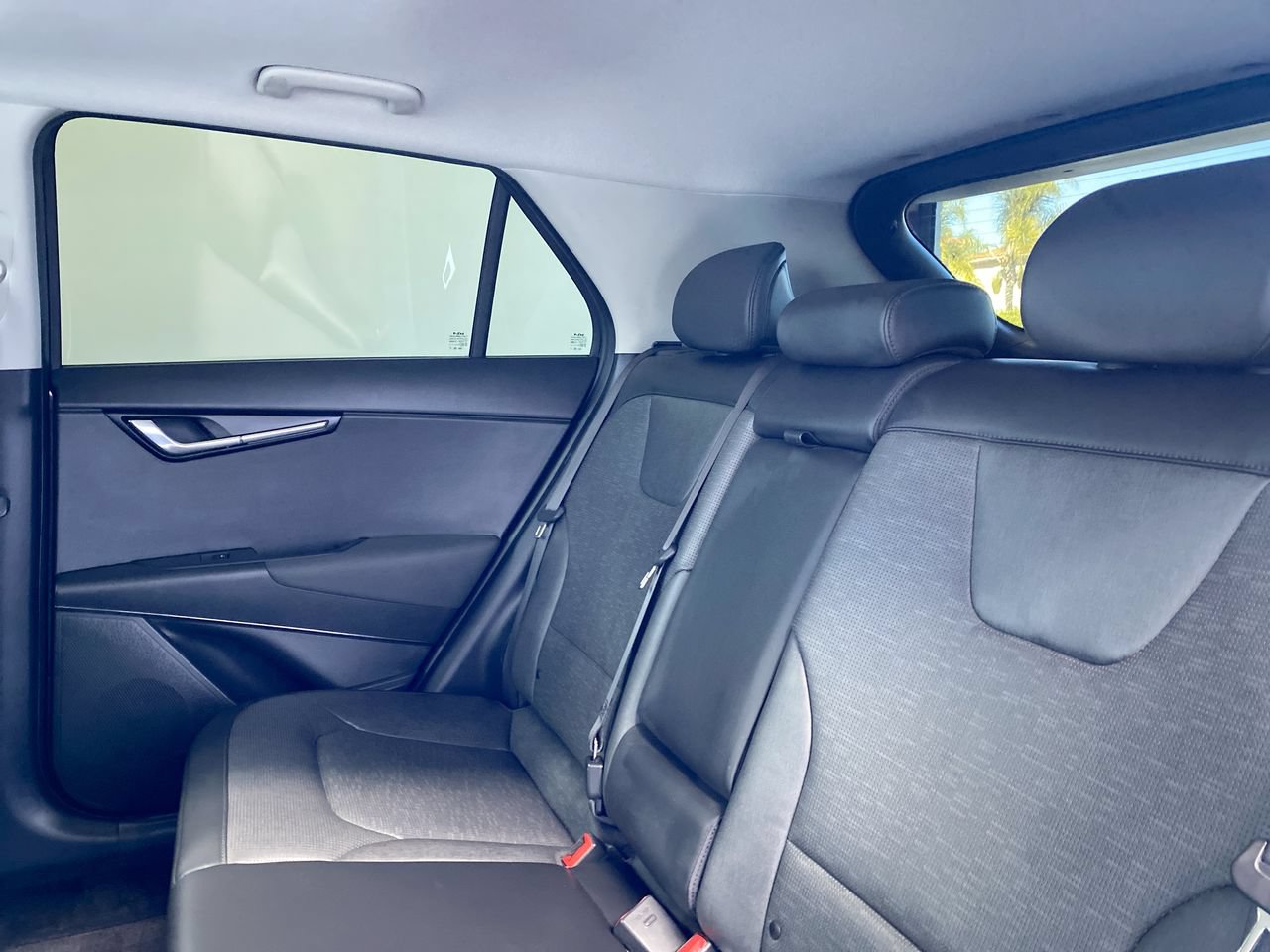 Certified 2024 Kia Niro FWD image 35