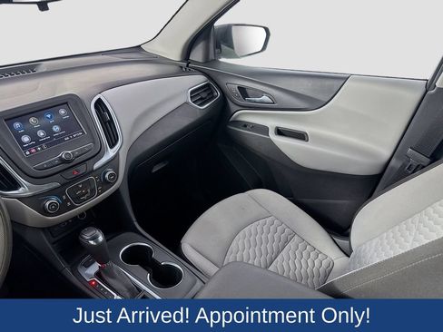 Used 2019 Chevrolet Equinox LS w/ LS Convenience Package AWD/4WD image 27