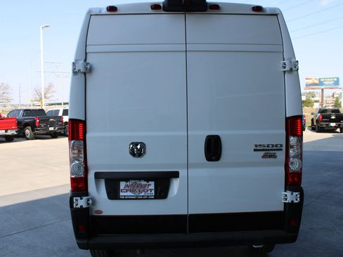 Used 2023 RAM ProMaster 1500 w/ Lane Management Group image 6