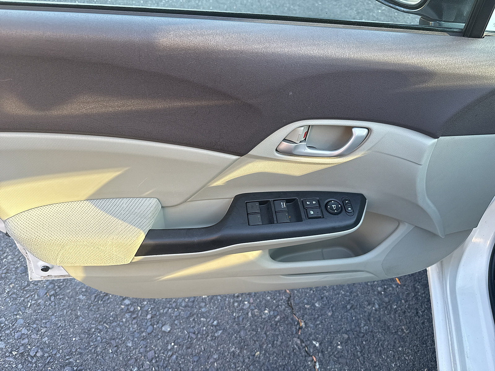Used 2012 Honda Civic LX image 28