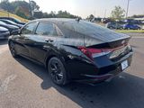 Used 2022 Hyundai Elantra SEL w/ Convenience Package image 5