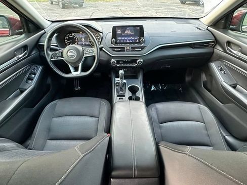 Used 2019 Nissan Altima 2.5 SV FWD image 30
