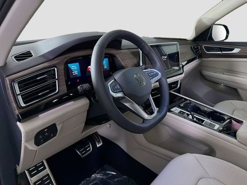 New 2026 Volkswagen Atlas SEL Premium R-Line AWD/4WD image 9
