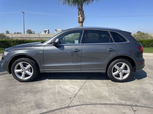 Used 2017 Audi Q5 2.0T Premium Plus w/ Technology Package image 5