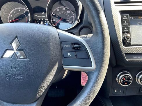Used 2024 Mitsubishi Outlander Sport ES AWD/4WD image 18
