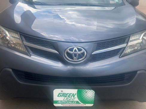 Used 2014 Toyota RAV4 LE AWD/4WD image 12