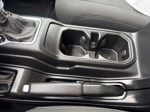 Certified 2020 Jeep Gladiator Overland image 19