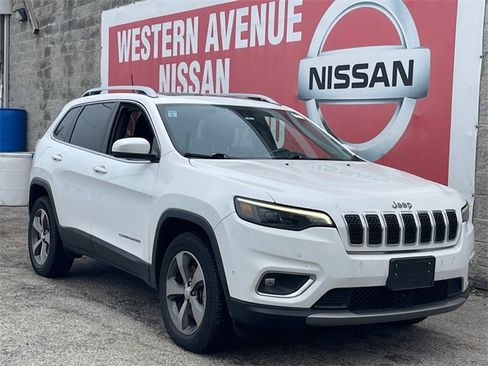 Used 2020 Jeep Cherokee Limited w/ Technology Group image 2