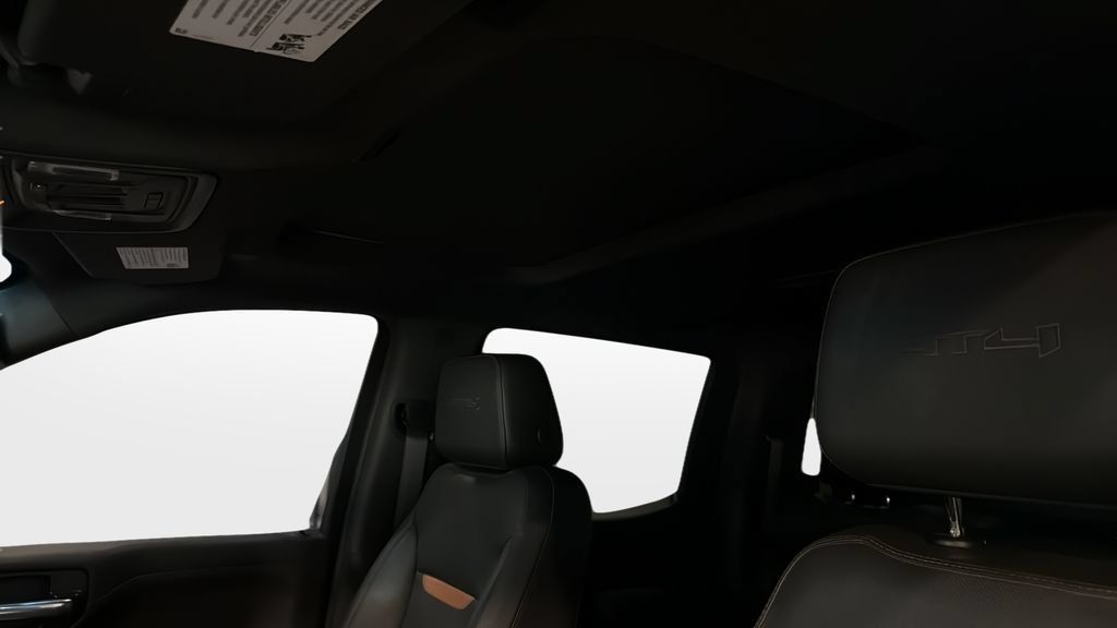 Used 2021 GMC Sierra 1500 AT4 w/ AT4 Carbonpro Edition AWD/4WD image 34