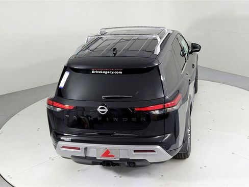 Used 2024 Nissan Pathfinder Platinum w/ Lighting Package (N92) AWD/4WD image 44