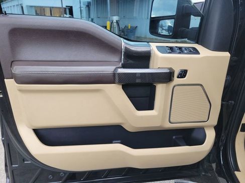 Used 2018 Ford F150 Lariat w/ Equipment Group 502A Luxury image 18