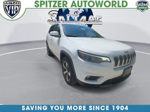 Used 2019 Jeep Cherokee Limited w/ Luxury Group AWD/4WD image 2