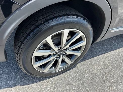 Used 2019 Lincoln MKC Reserve w/ MKC Technology Package FWD image 15