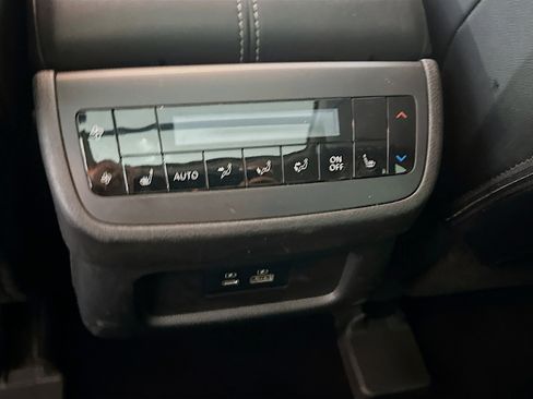 Used 2023 Nissan Pathfinder SL w/ SL Premium Package FWD image 29