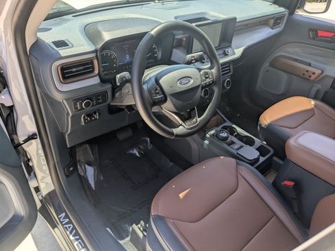 Used 2024 Ford Maverick Lariat w/ FX4 Off-Road Package AWD/4WD image 9