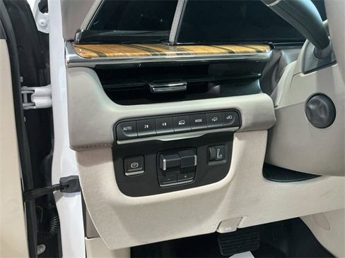 Used 2023 Cadillac Escalade ESV Premium Luxury Platinum w/ LPO, Radiant Package image 23