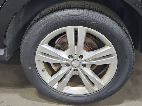 Used 2014 Mercedes-Benz ML 350 4MATIC image 40