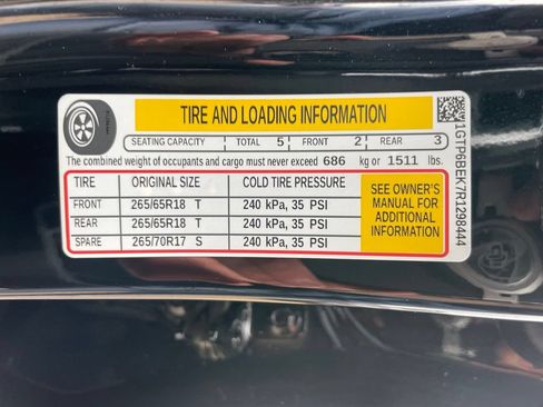 Used 2024 GMC Canyon Elevation w/ Elevation Premium Package AWD/4WD image 35