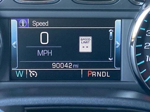 Used 2018 GMC Sierra 1500 SLT w/ Enhanced Driver Alert Package image 8