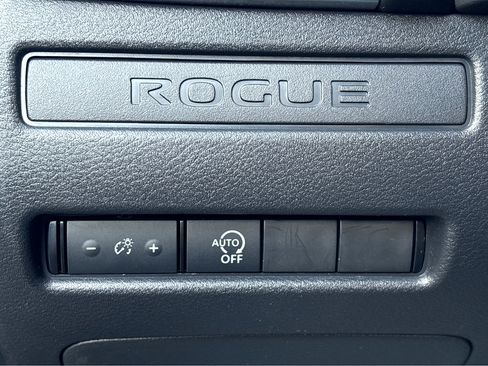 Certified 2023 Nissan Rogue S image 13