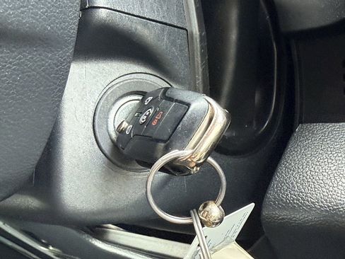 Certified 2022 Ford F250 Lariat w/ Lariat Value Package image 21