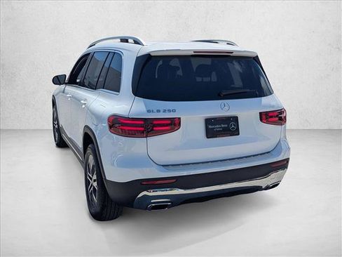 New 2026 Mercedes-Benz GLB 250 image 8