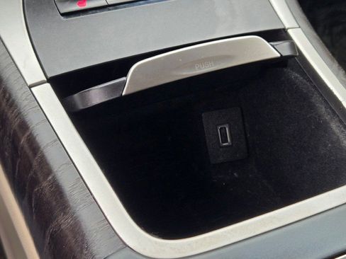 Used 2019 Lincoln Nautilus Select image 27