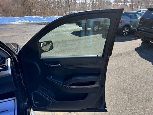 Used 2018 Chevrolet Tahoe LT w/ LT Midnight Edition image 12