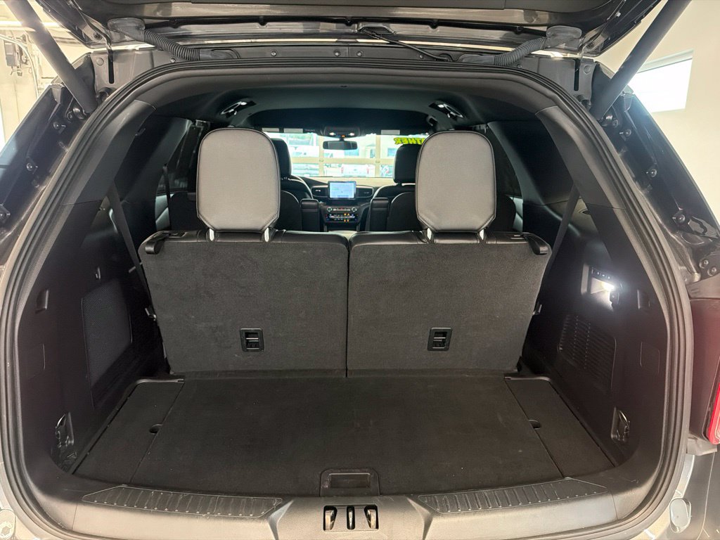 Used 2020 Ford Explorer Limited w/ Hybrid Equipment Group 310A AWD/4WD image 30