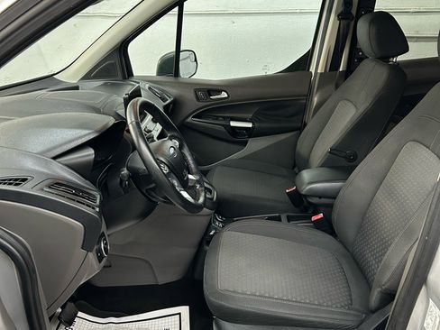 Used 2019 Ford Transit Connect XLT image 13