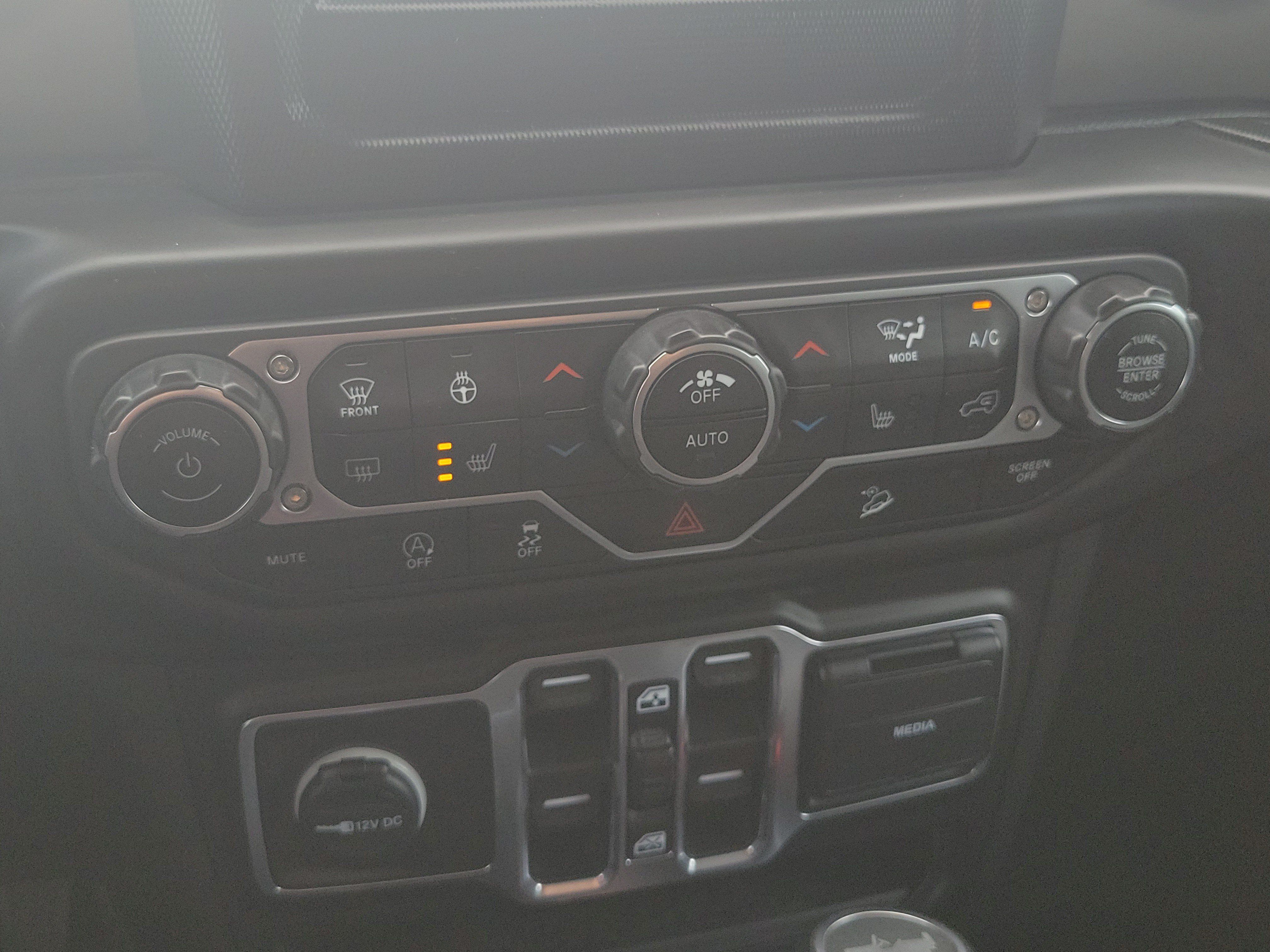Used 2020 Jeep Wrangler Unlimited Sport S AWD/4WD image 30