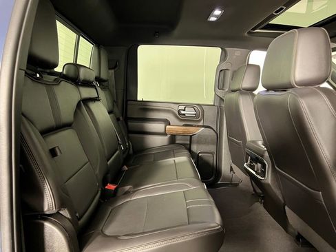 Used 2022 Chevrolet Silverado 3500 High Country w/ Technology Package image 29