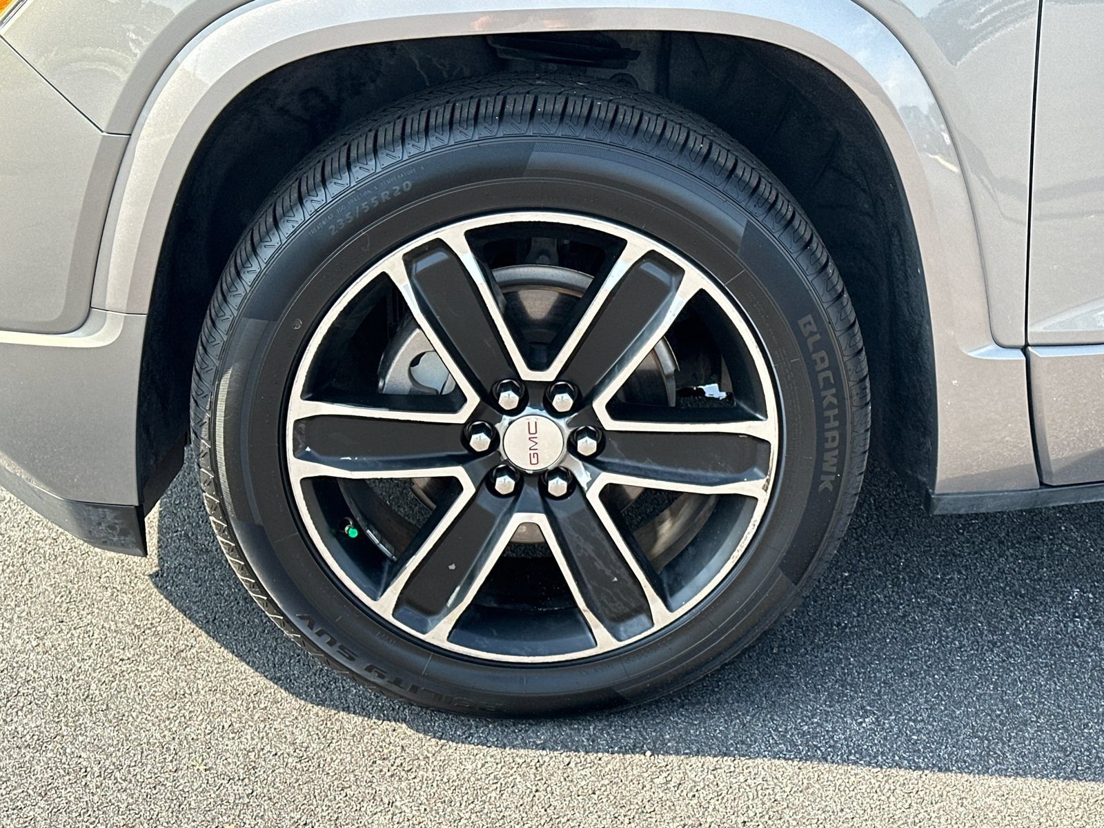Used 2019 GMC Acadia Denali w/ Technology Package AWD/4WD image 13